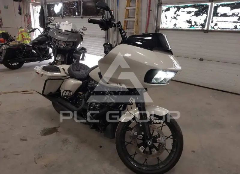 2022 Harley-Davidson FLTRX фото