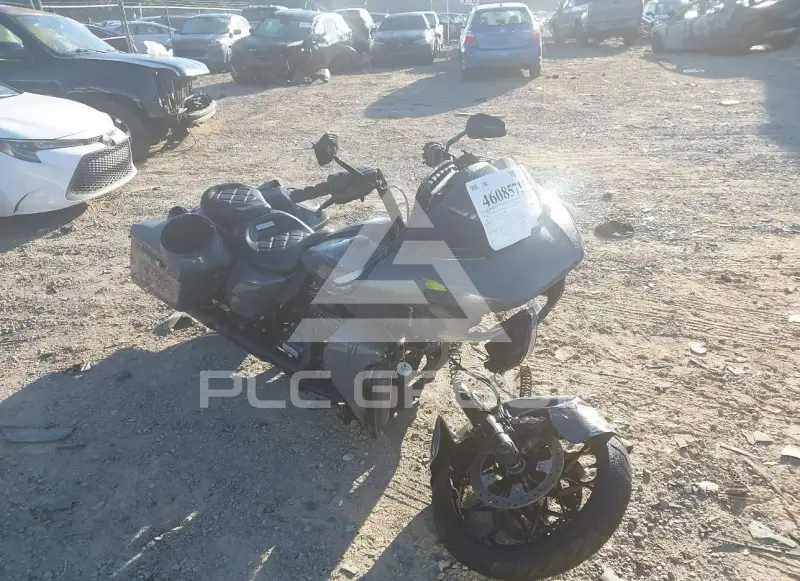 2022 Harley-Davidson FLTRX фото