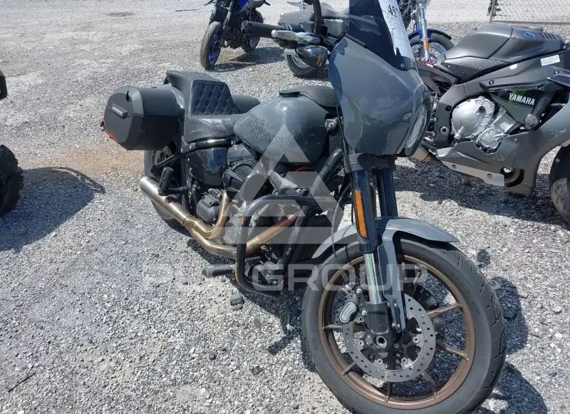 2022 Harley-Davidson FXLR фото