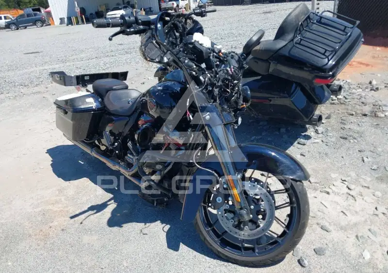 2022 Harley-Davidson FLHX фото