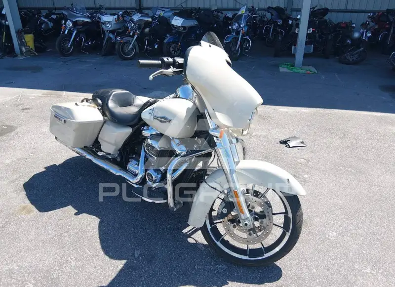 2022 Harley-Davidson FLHX фото