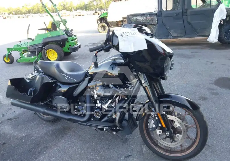2022 Harley-Davidson FLHX фото