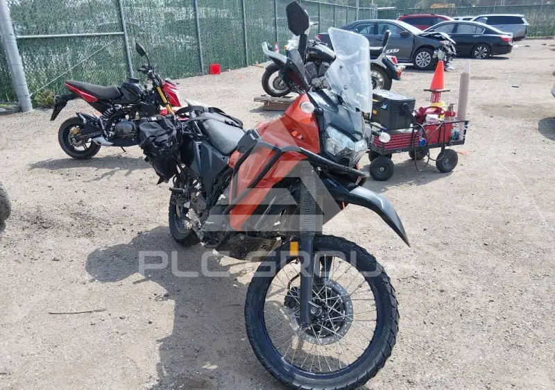 2022 Kawasaki KL650 фото