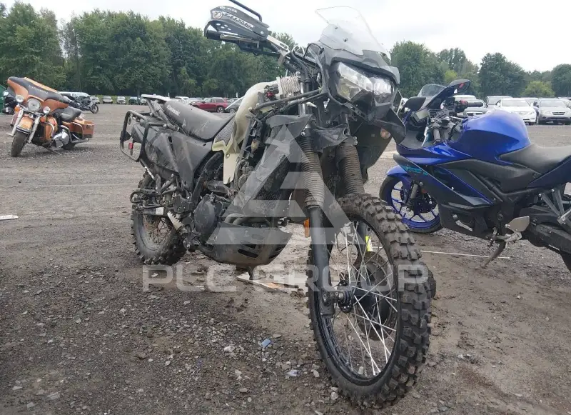 2022 Kawasaki KL650 фото