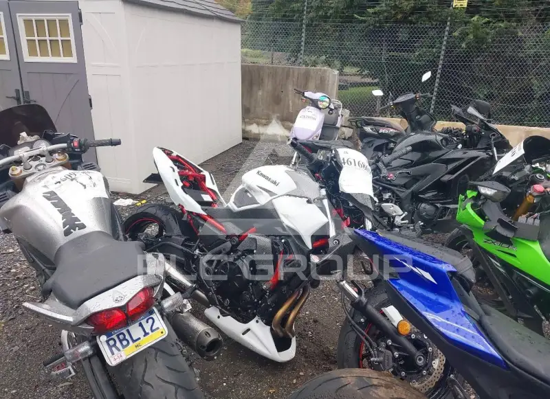 2022 Kawasaki ER650 фото