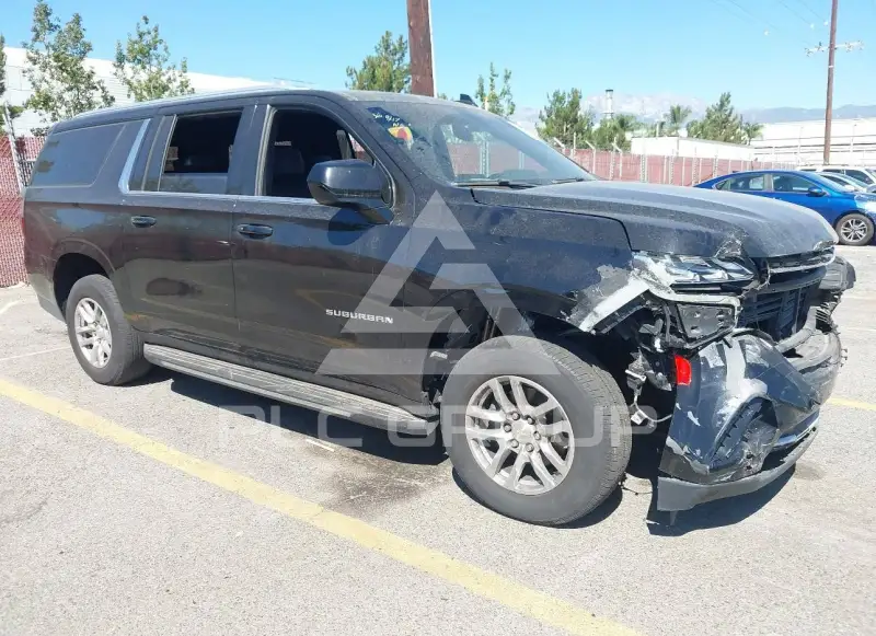 2022 Chevrolet Suburan photo