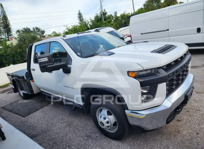 2022 Chevrolet SILVERADO photo