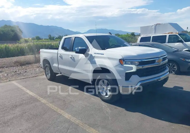 2022 Chevrolet Silverado фото