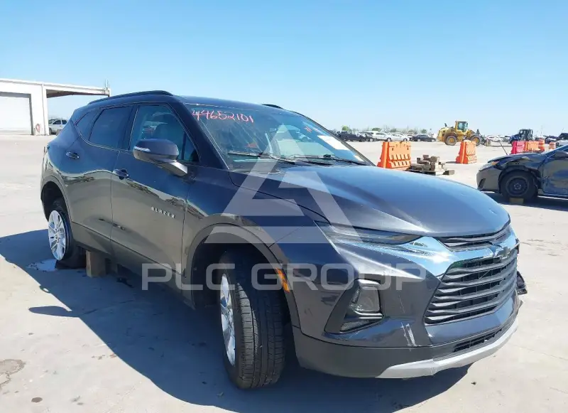 2022 Chevrolet Blazer photo