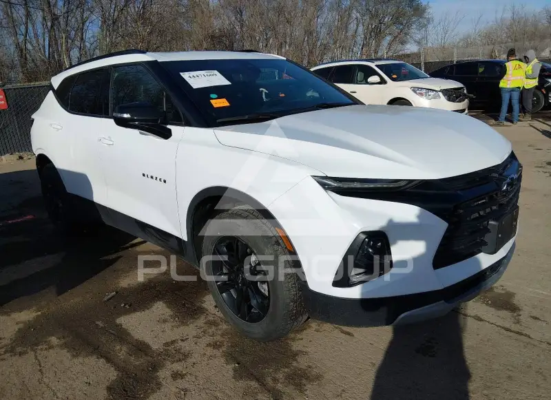 2022 Chevrolet Blazer photo