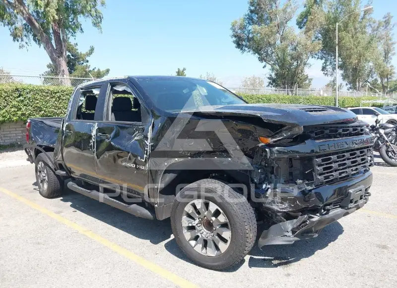 2022 Chevrolet Silverado фото