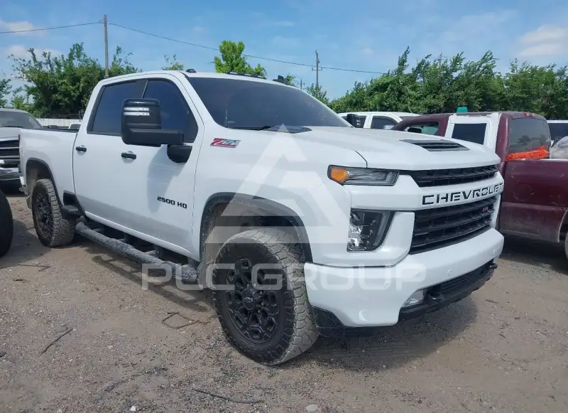 2022 Chevrolet Silverado фото
