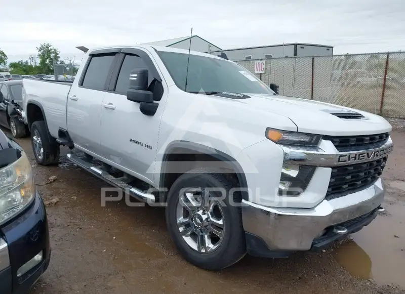 2022 Chevrolet Silverado фото