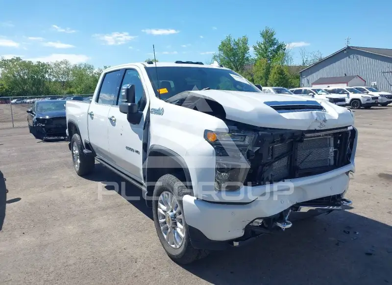 2022 Chevrolet Silverado фото