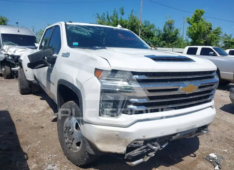 2022 Chevrolet Silverado фото