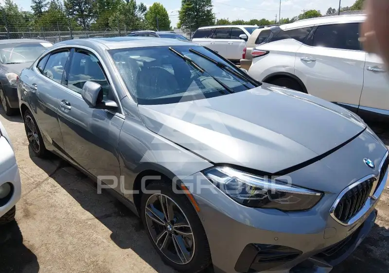 2022 BMW 228 фото