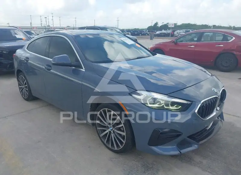 2022 BMW 228 фото