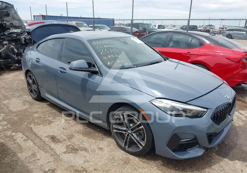 2022 BMW 228 фото