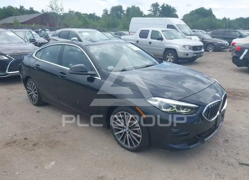 2022 BMW 228 фото