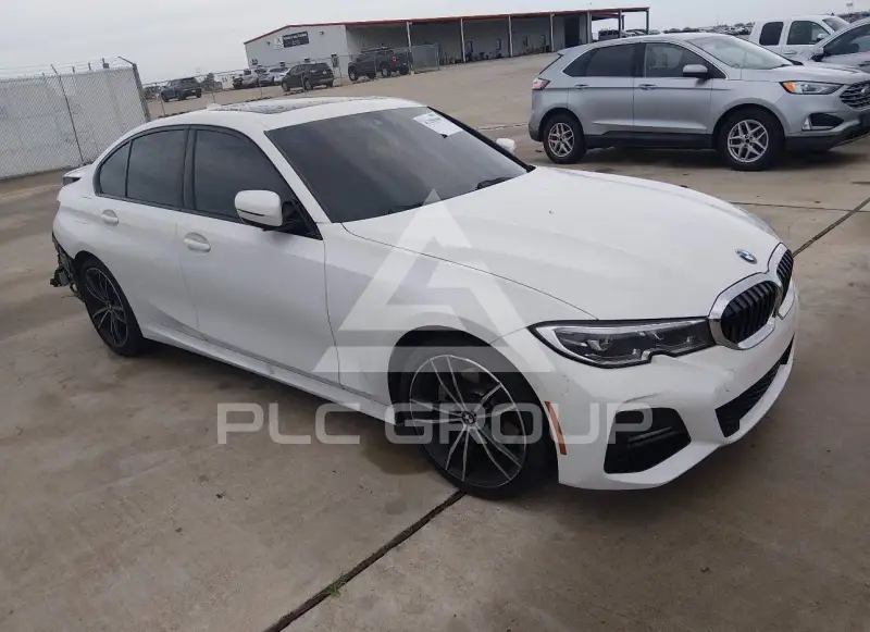 2022 BMW 330 фото