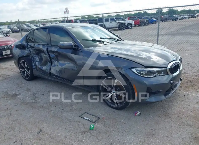 2022 BMW 330 фото