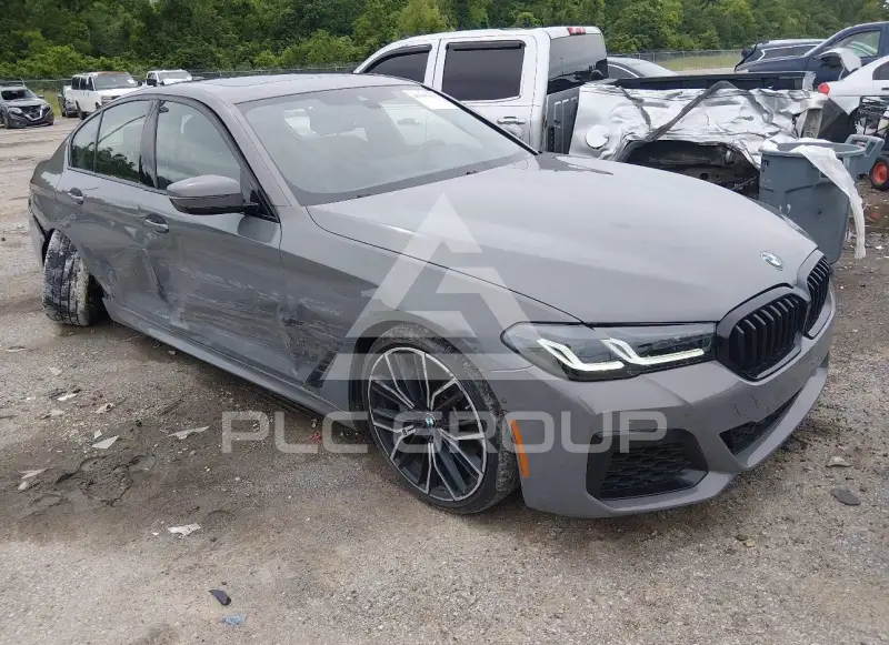 2022 BMW 540 photo