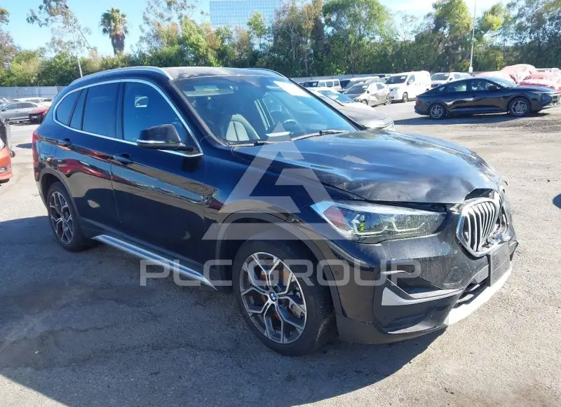 2022 BMW X1 photo