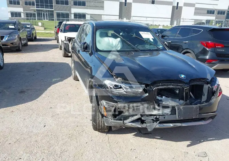 2022 BMW X3 photo