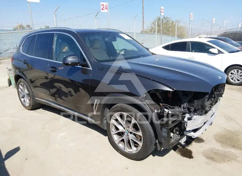 2022 BMW X5 photo