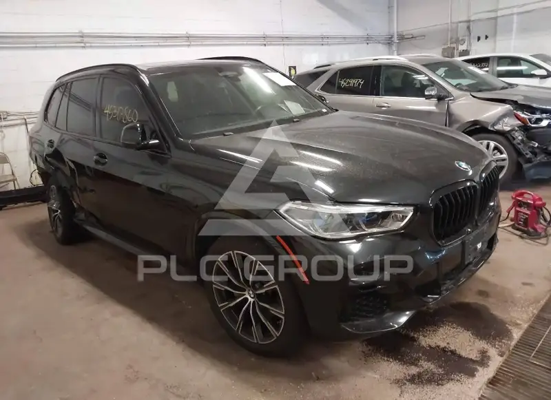 2022 BMW X5 фото