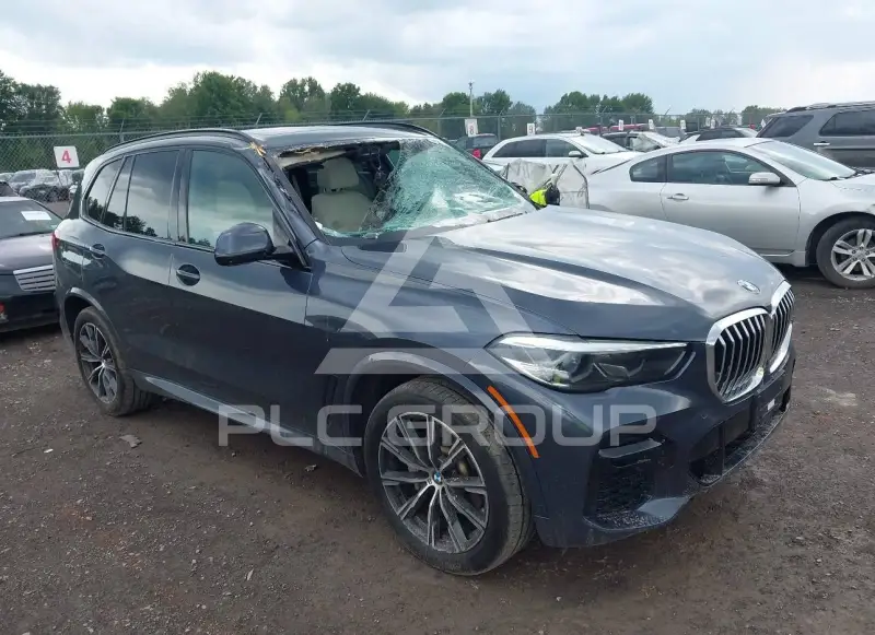 2022 BMW X5 фото