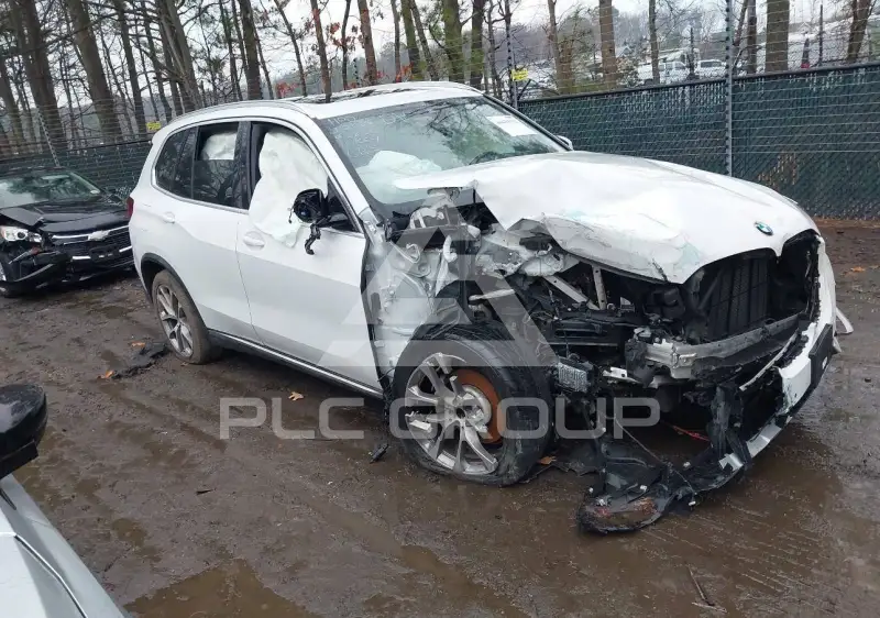 2022 BMW X5 photo