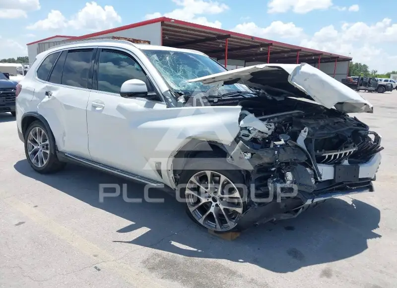 2022 BMW X5 photo