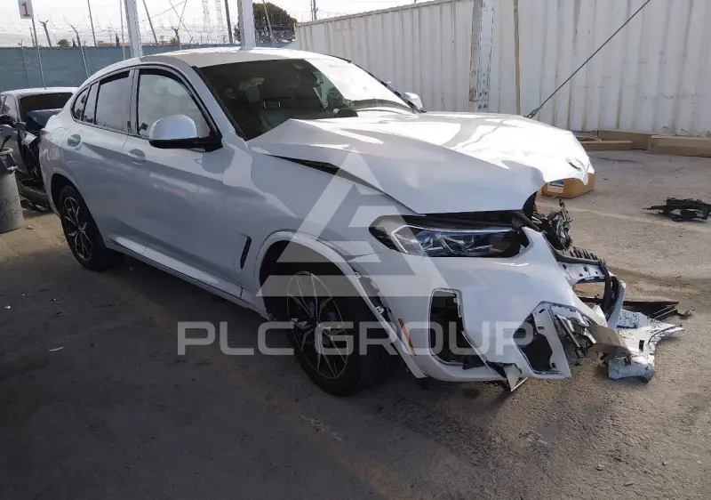 2022 BMW X4 фото