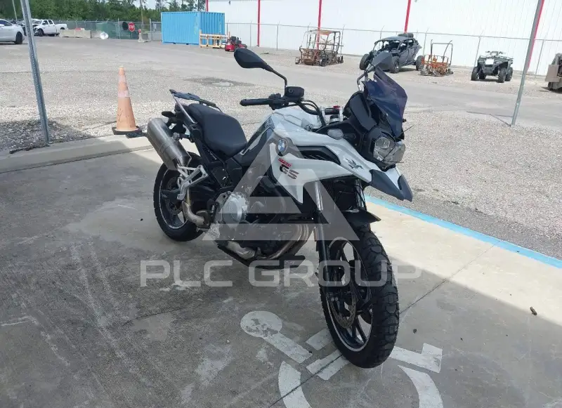2022 BMW F750GS фото