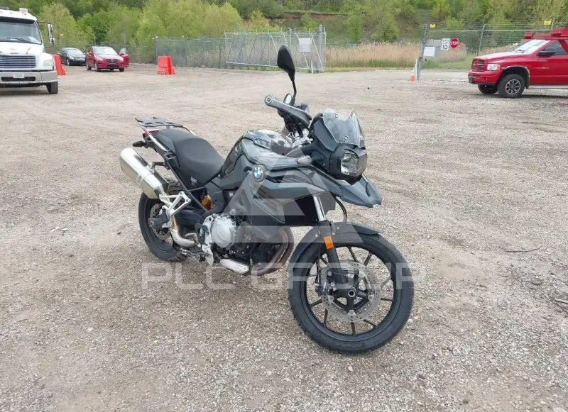 2022 BMW F750GS фото