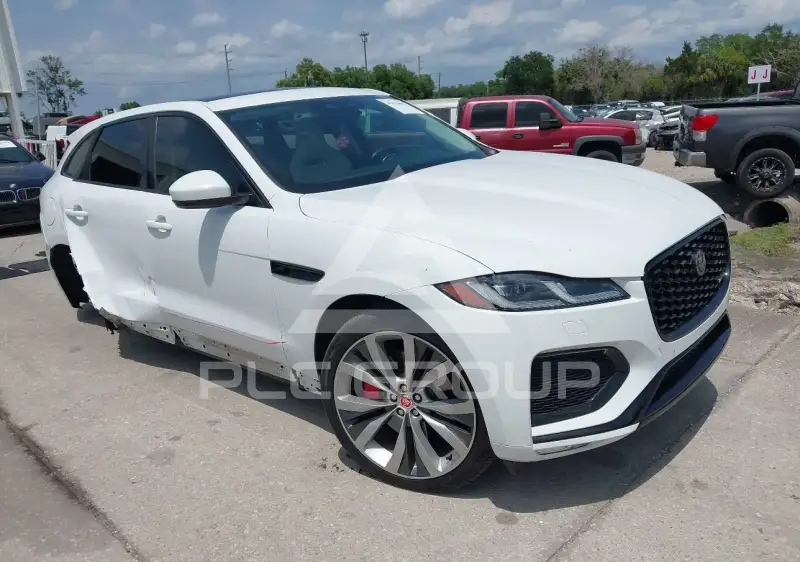 2022 Jaguar F-PACE фото