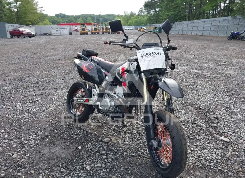 2022 Suzuki DR-Z400 фото