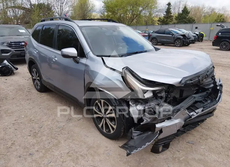2022 Subaru Forester фото