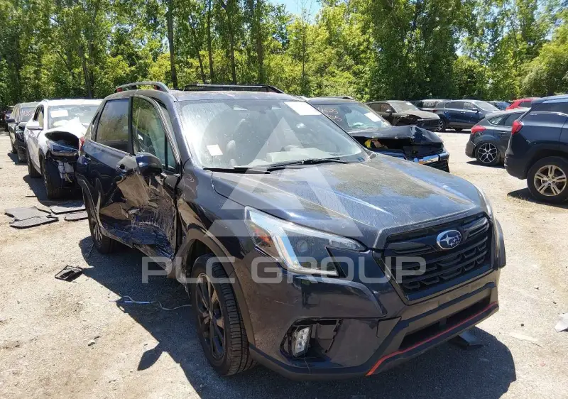 2022 Subaru Forester фото