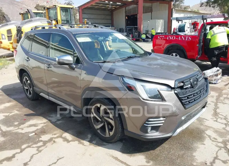 2022 Subaru Forester фото