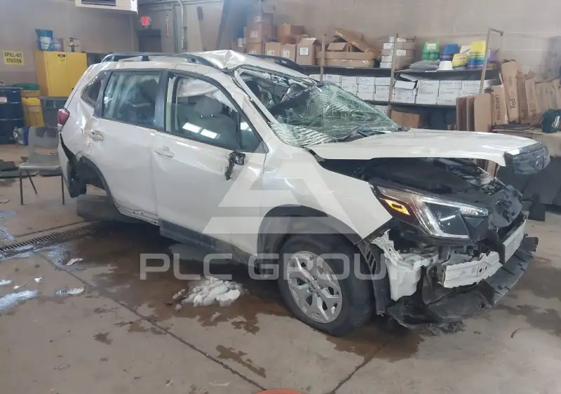 2022 Subaru Forester фото
