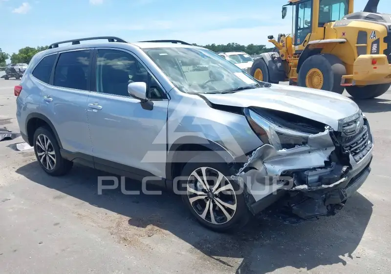 2022 Subaru Forester photo