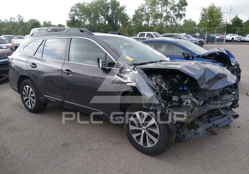 2022 Subaru Outback photo