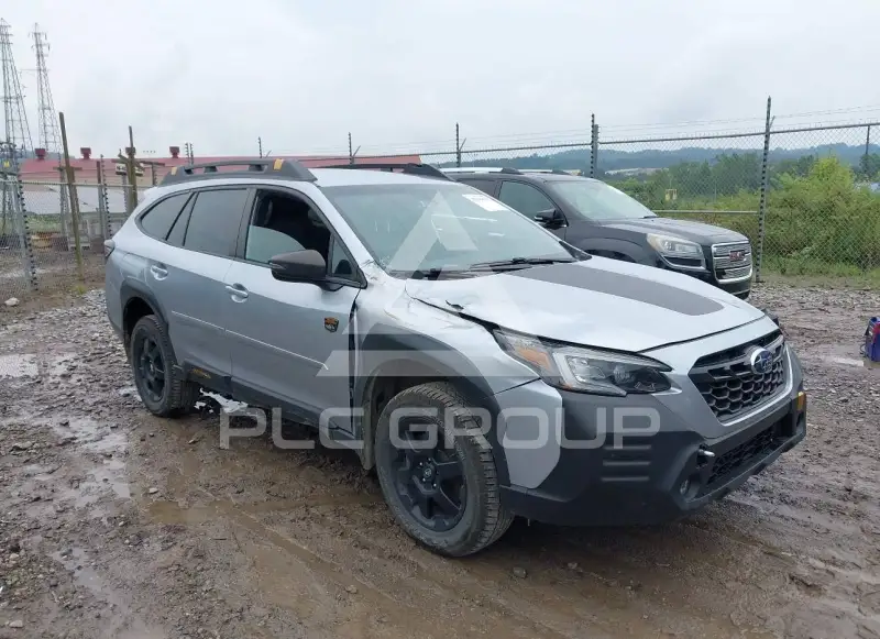2022 Subaru Outback photo