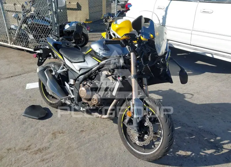 2022 Honda CBR500 photo