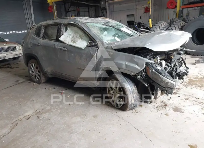 2022 Jeep COMPASS photo