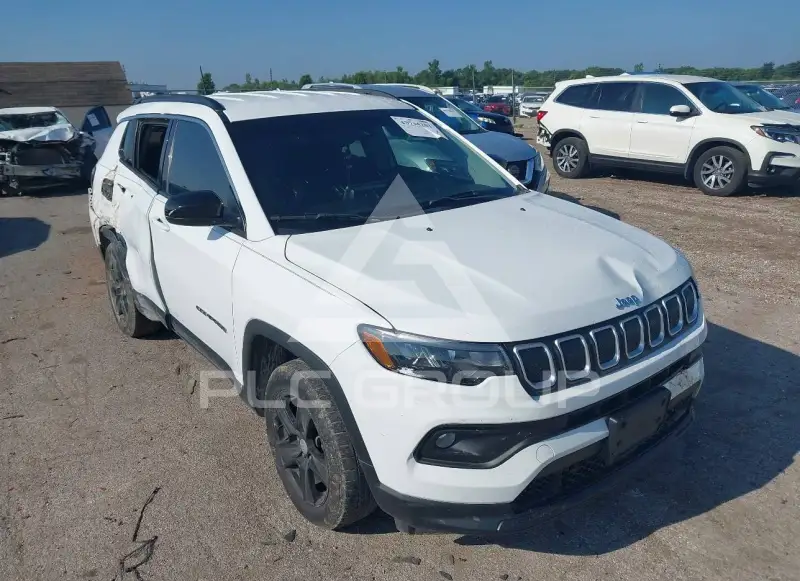 2022 Jeep COMPASS photo