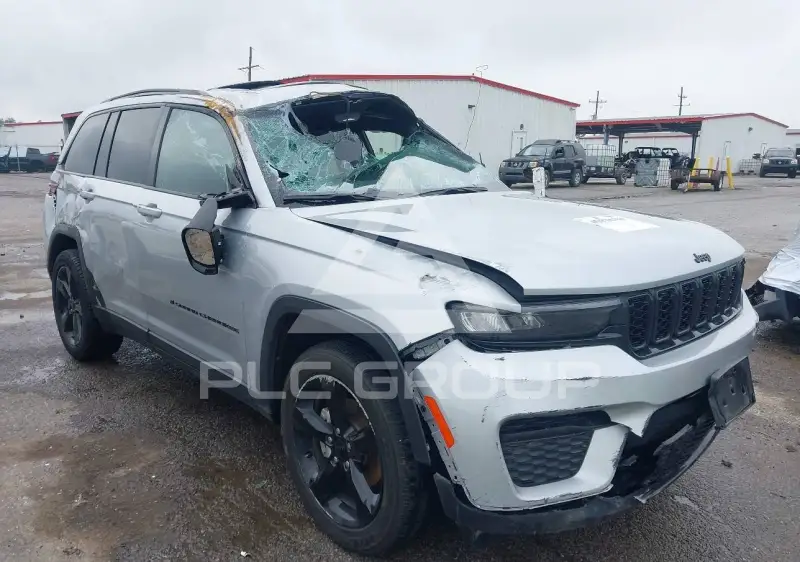 2022 Jeep Grand Cherokee фото