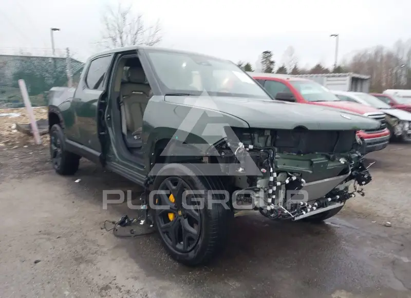 2022 Rivian R1T photo